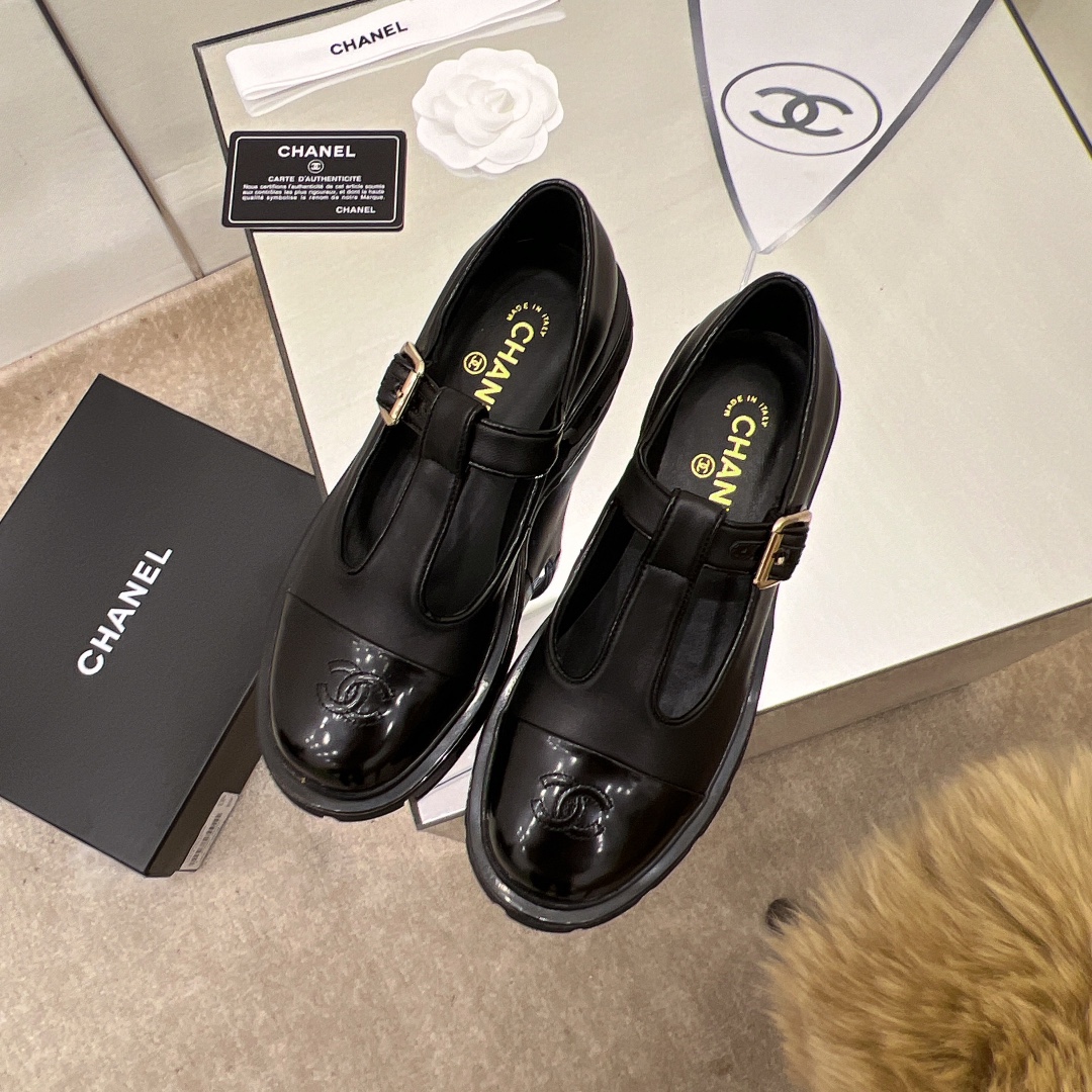 Chanel Shoes491