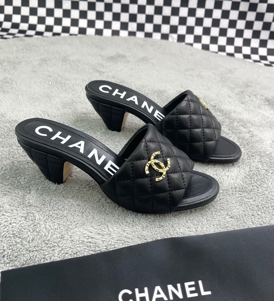 Chanel Shoes89
