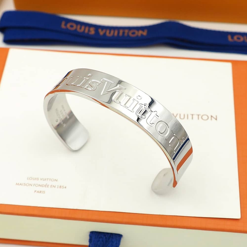 Fake Louis Vuitton Designer Bracelet Wholesale