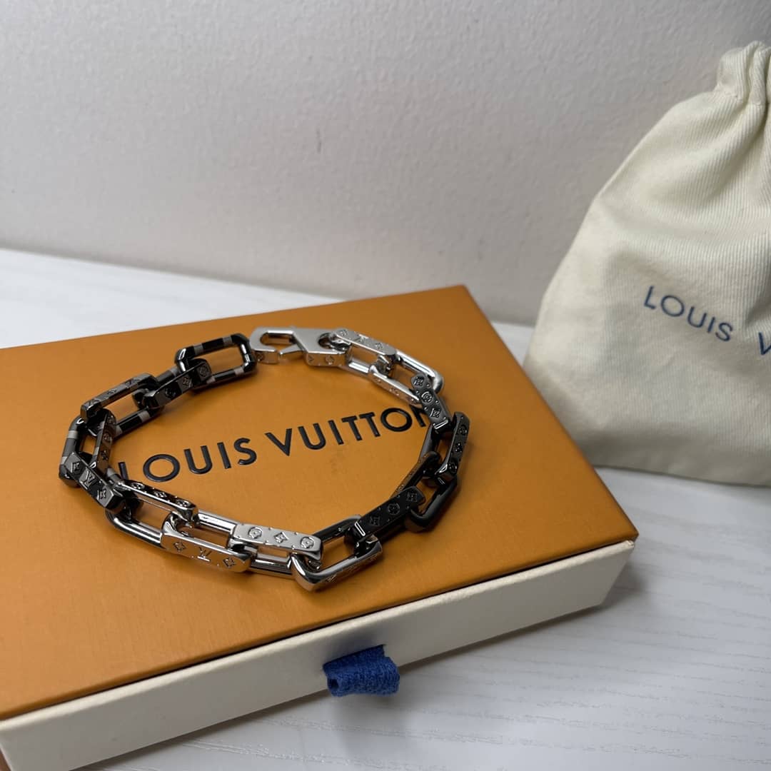 Louis Vuitton Cheap Luxury Bracelet