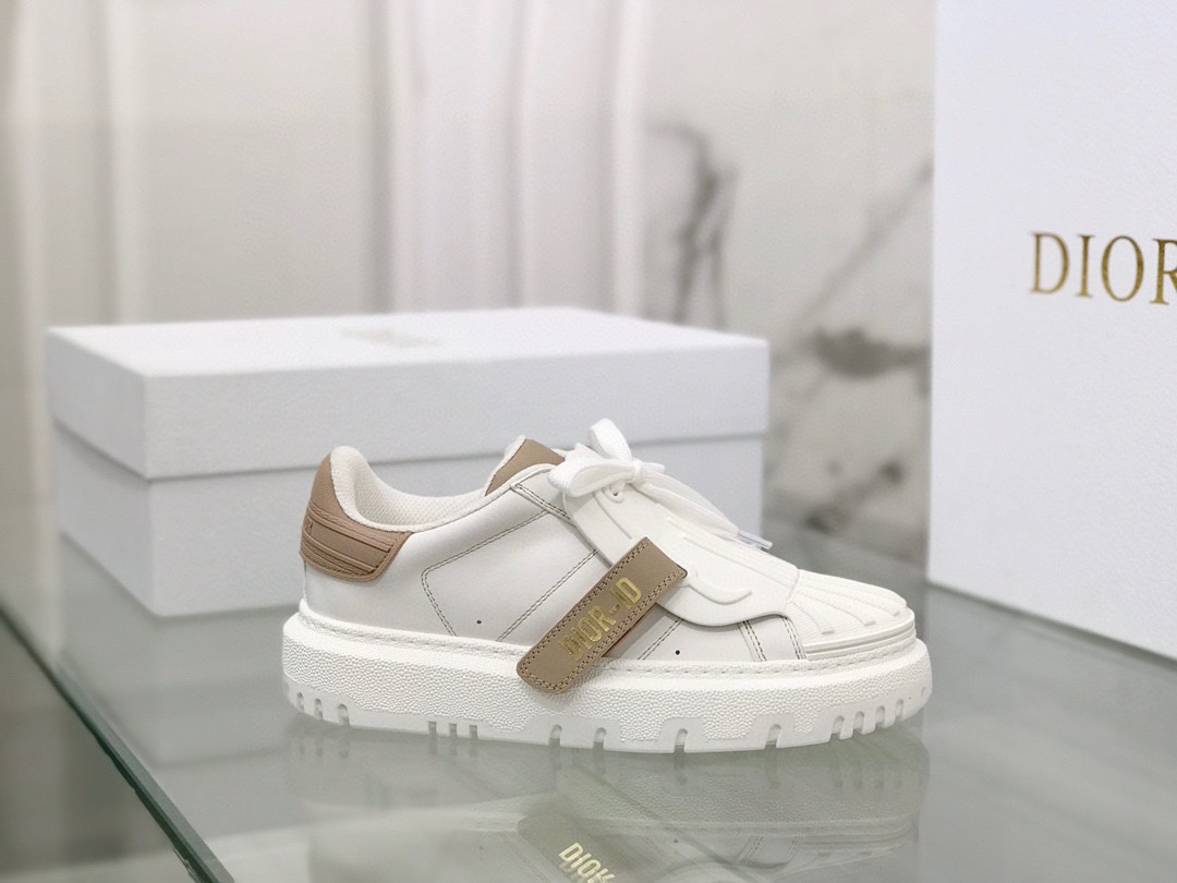 Dior shoes307