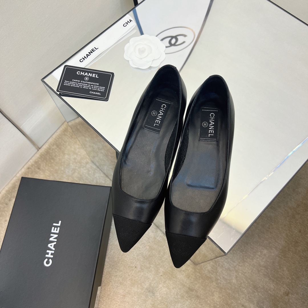Chanel Shoes499