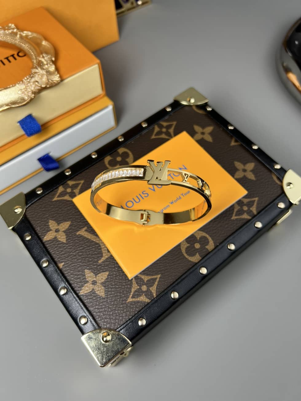 1:1 Louis Vuitton Bracelet Online