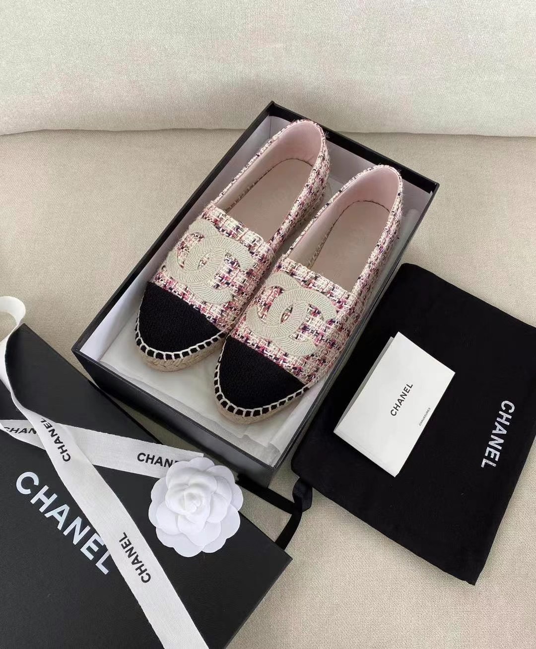 Chanel Shoes442