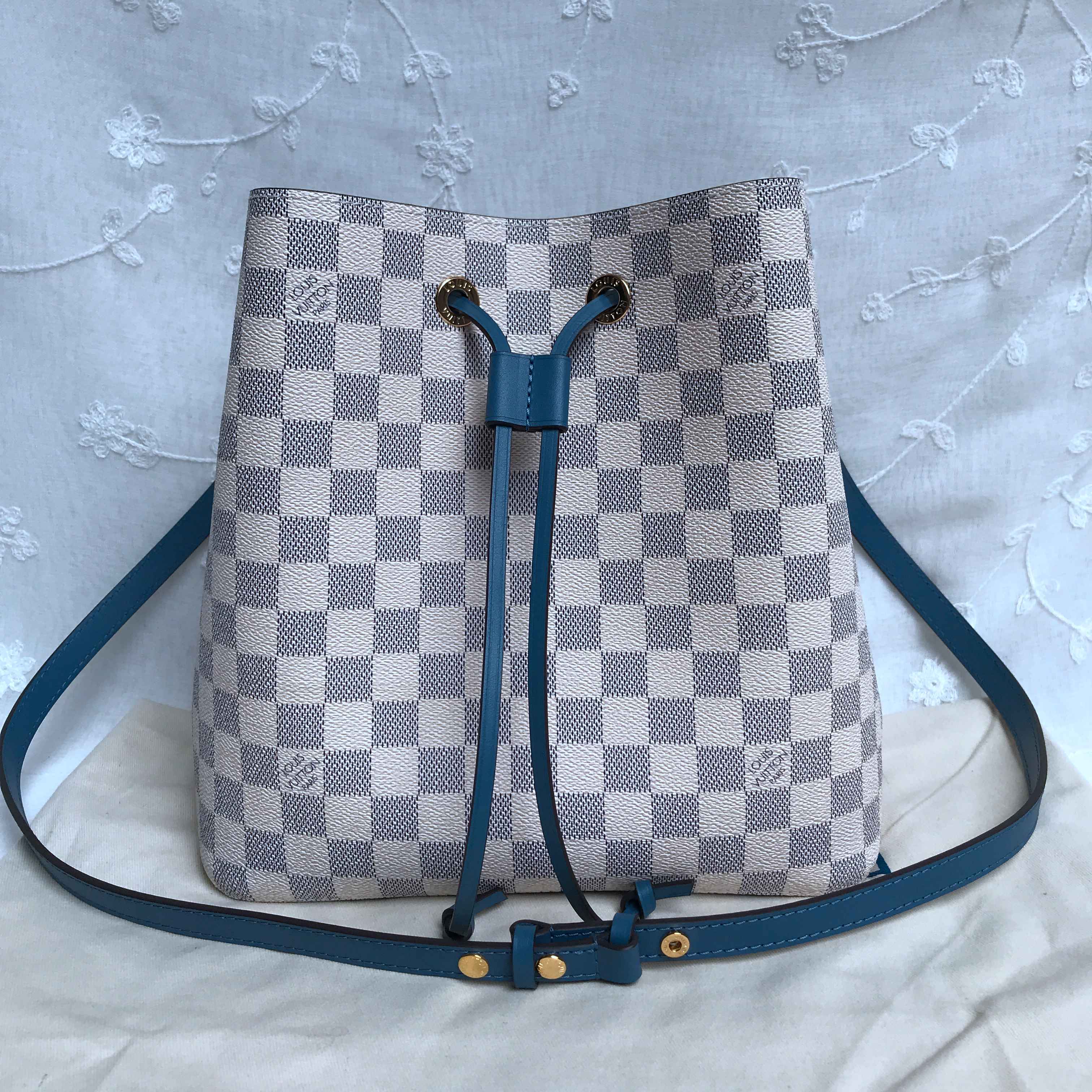 LV NEONOE MM N40213