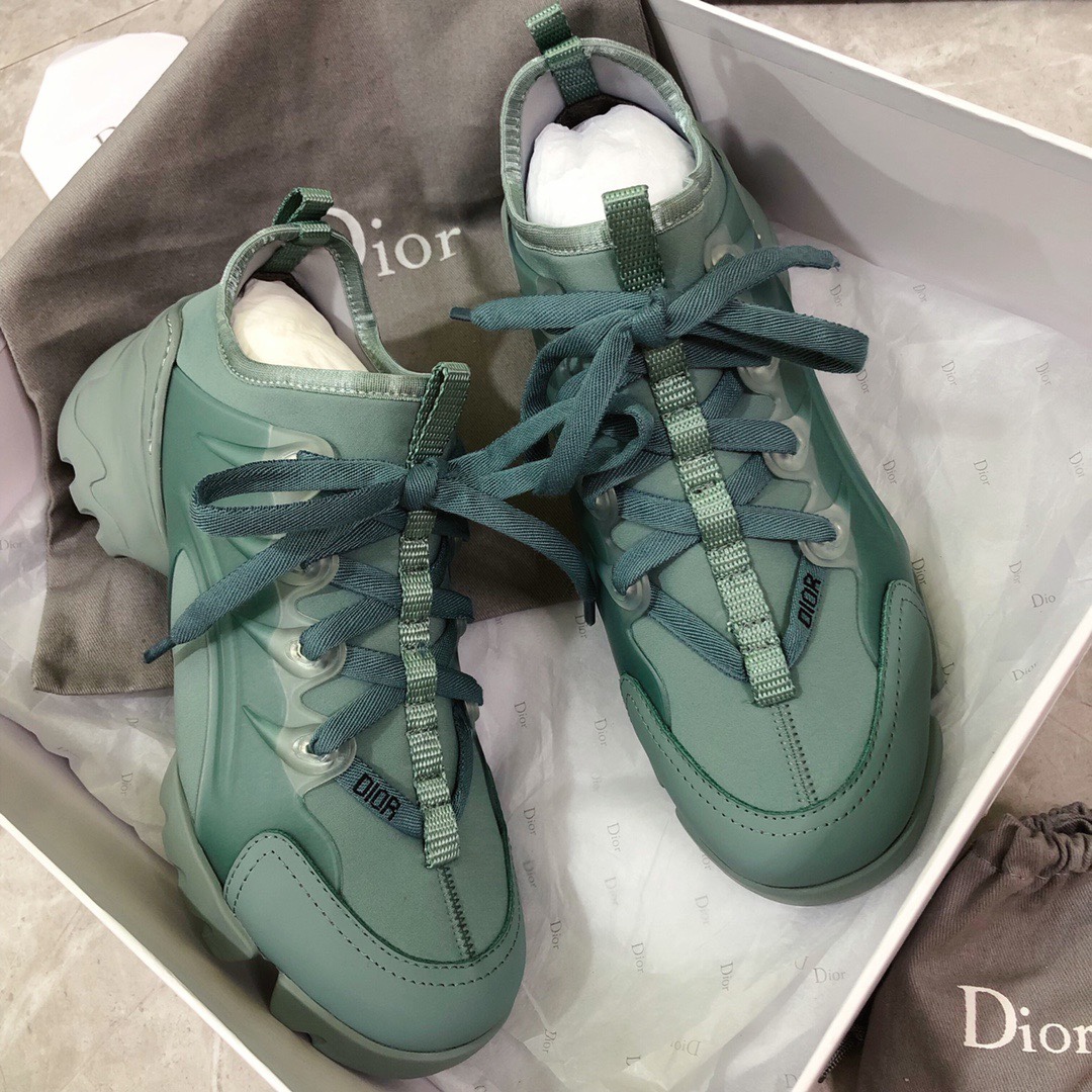 Dior shoes367