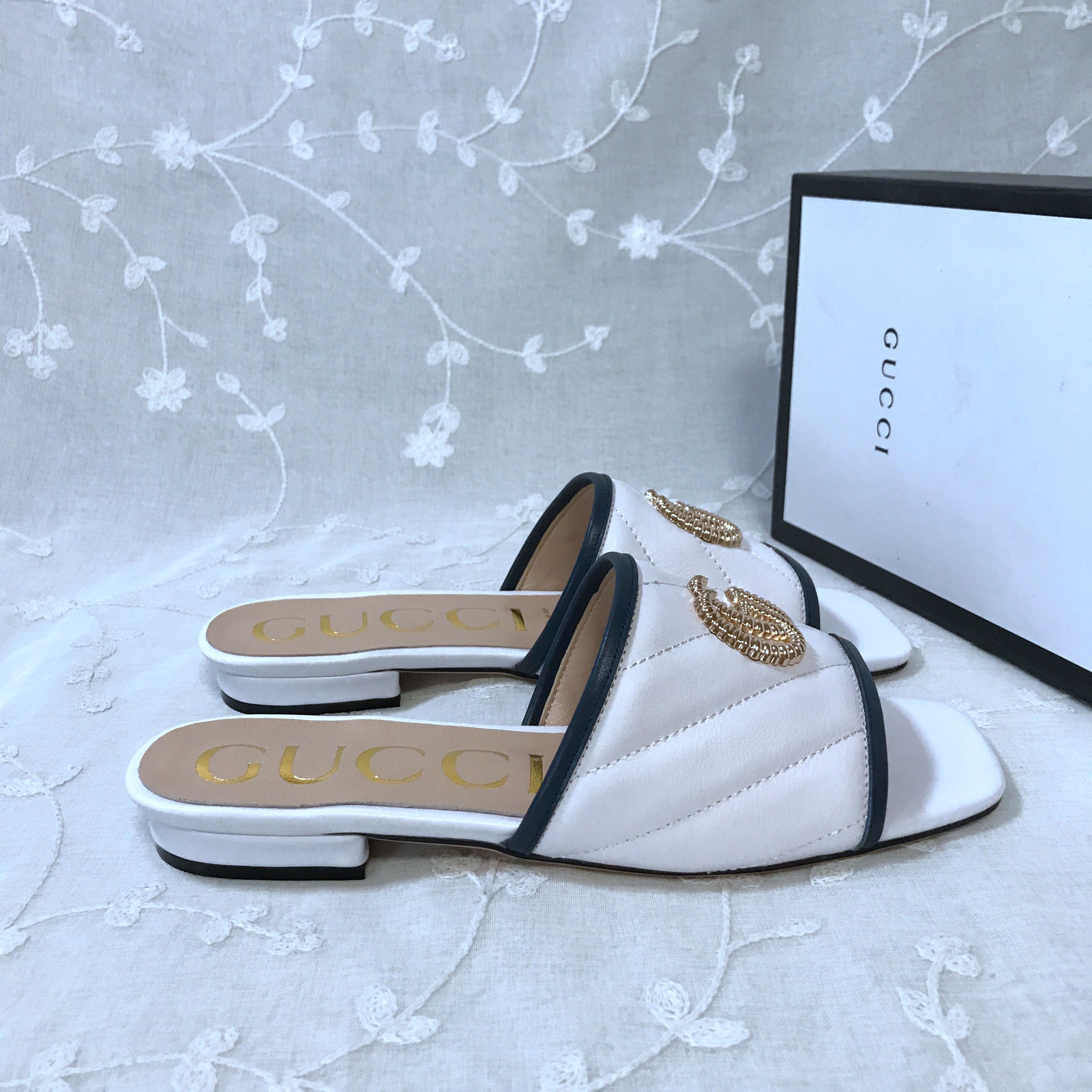 Gucci Slippers Shoes 1338263