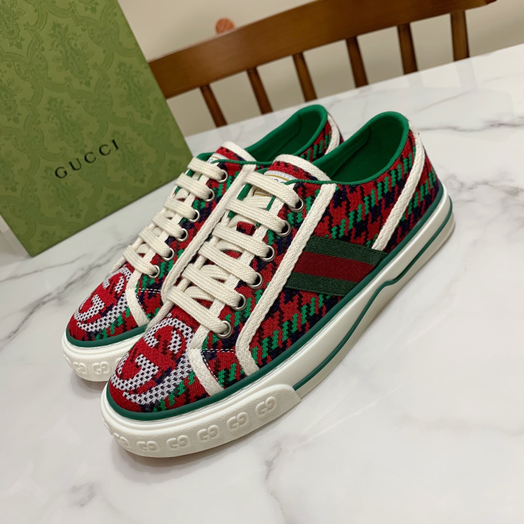 Gucci shoe92