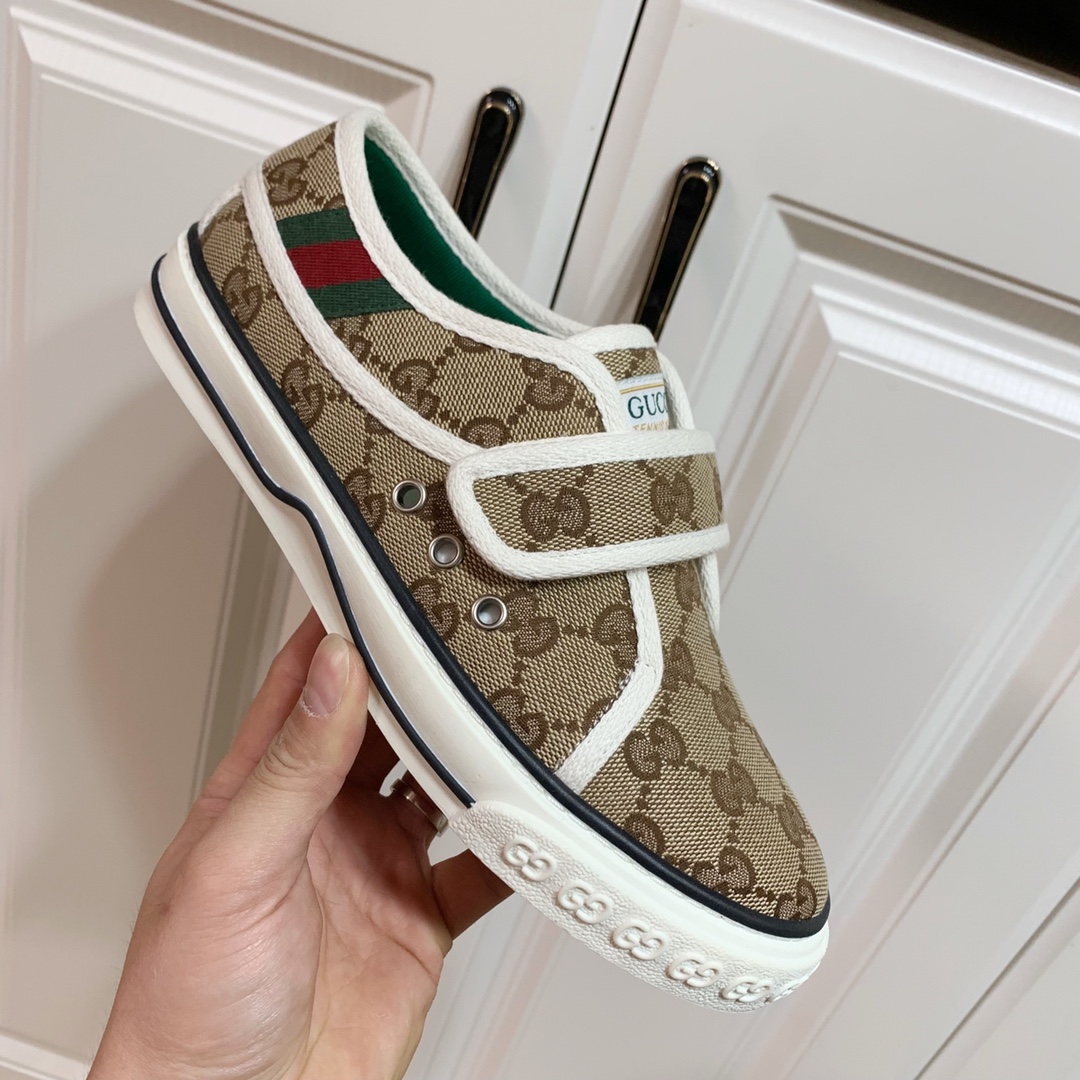 Gucci shoe111