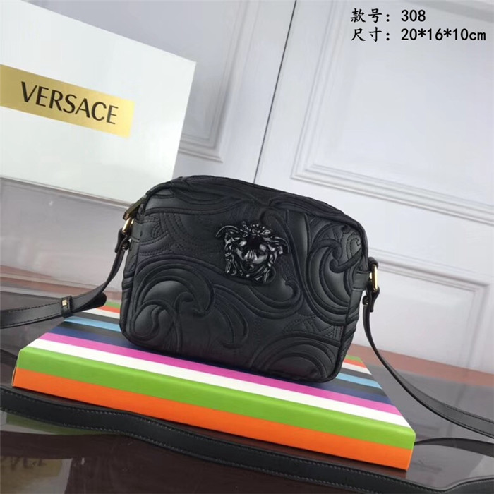 Versace AAA Quality Messenger Bags #664741