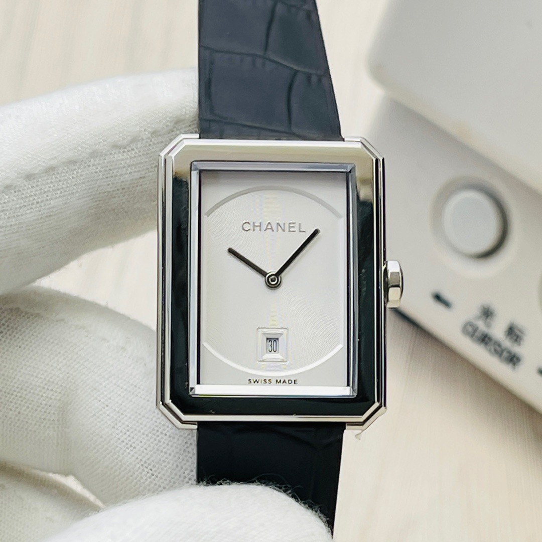 Chanel BOY FRIEND series H6954 watch