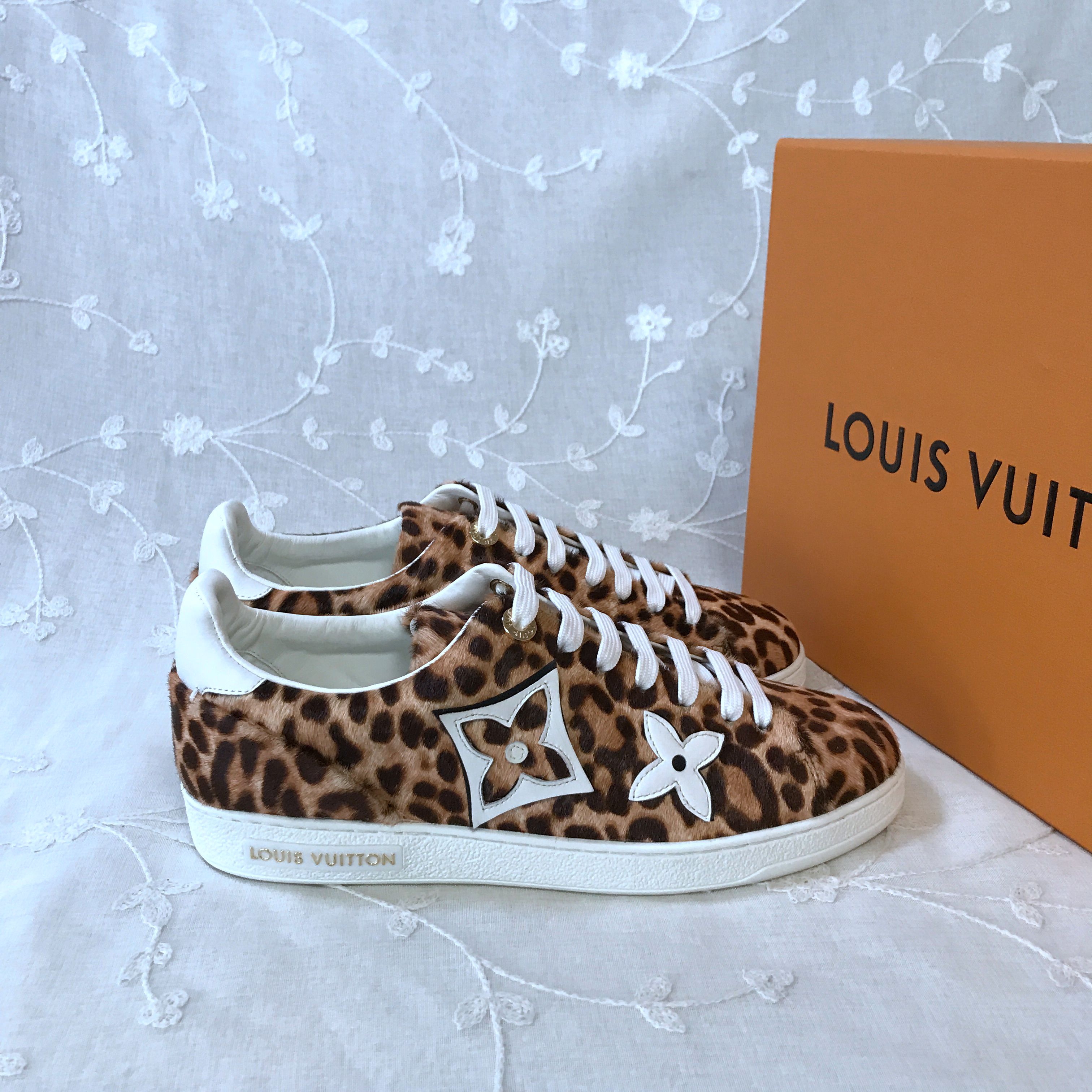LV Casual shoes