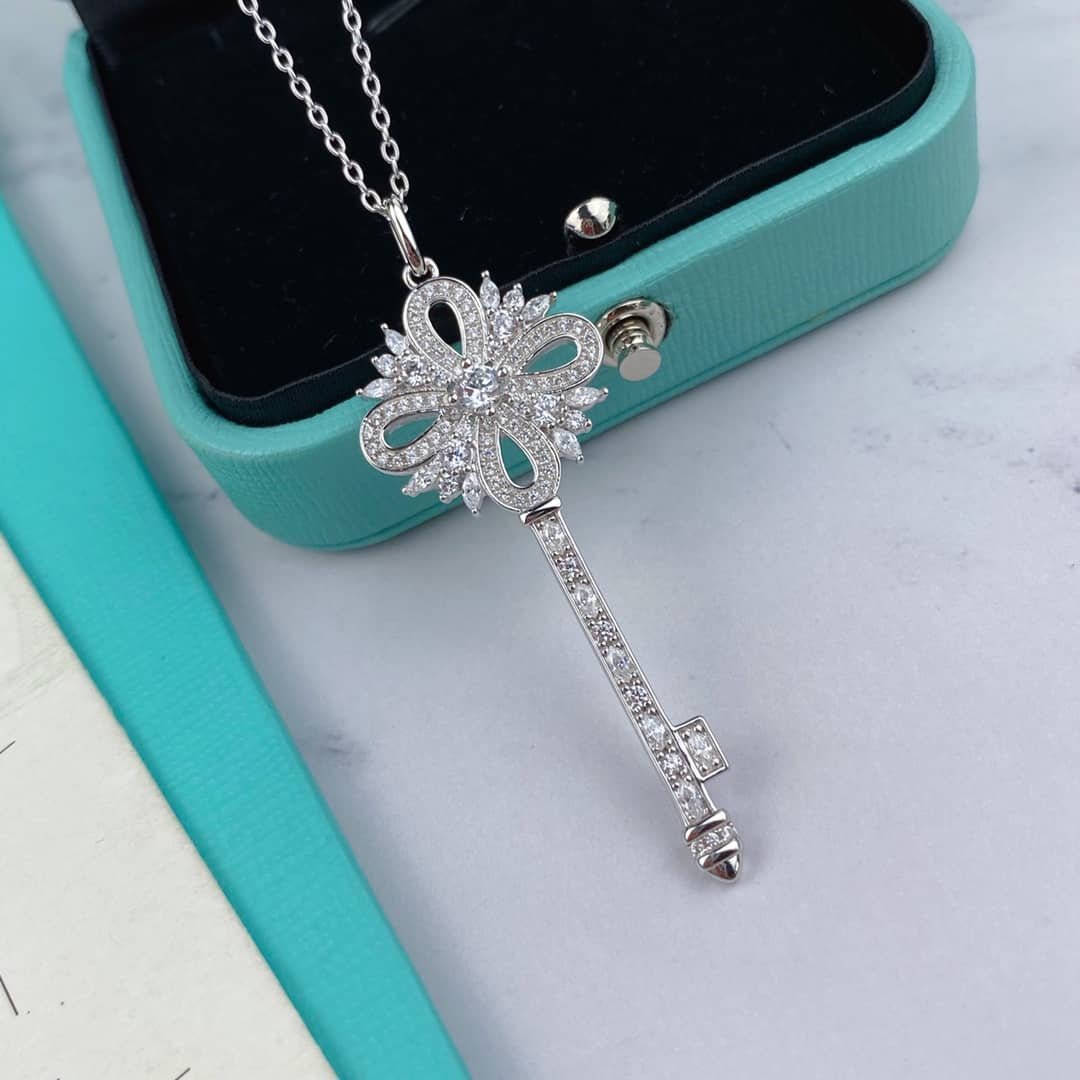 Wholesale Tiffany Logo Necklace