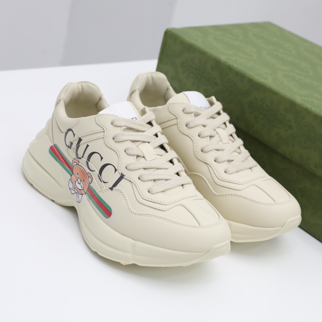 Gucci shoe26