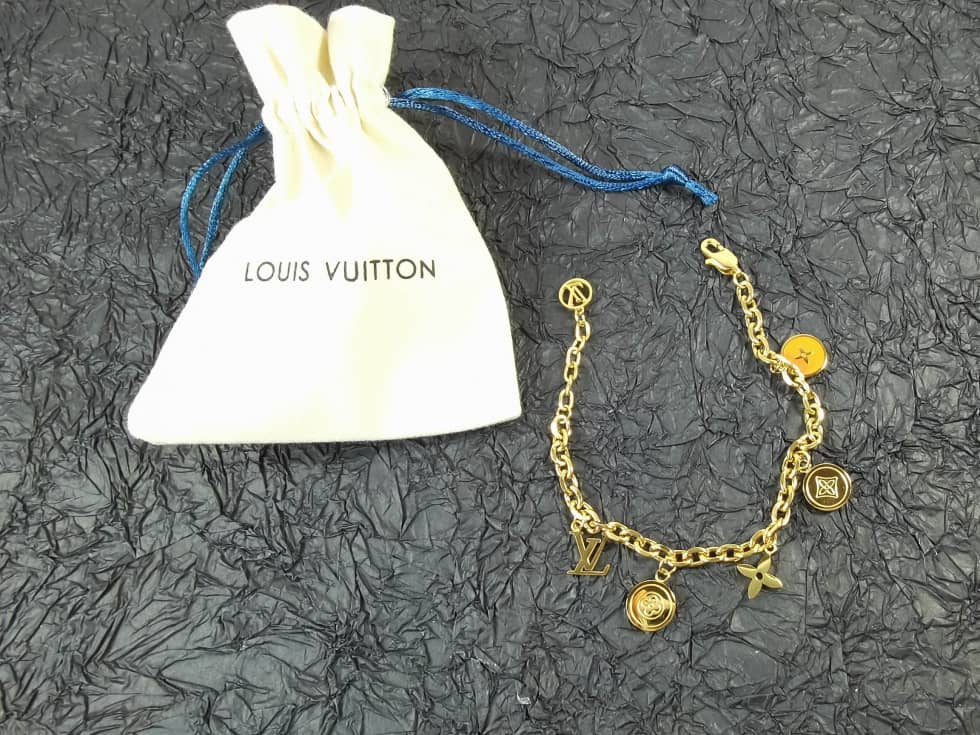 Best Louis Vuitton Imitation Bracelet