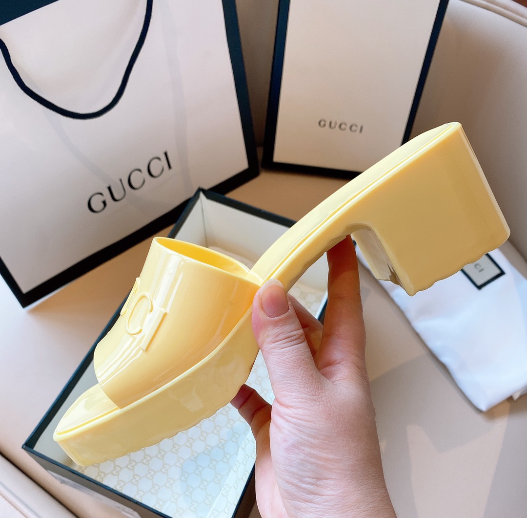 Gucci shoe307