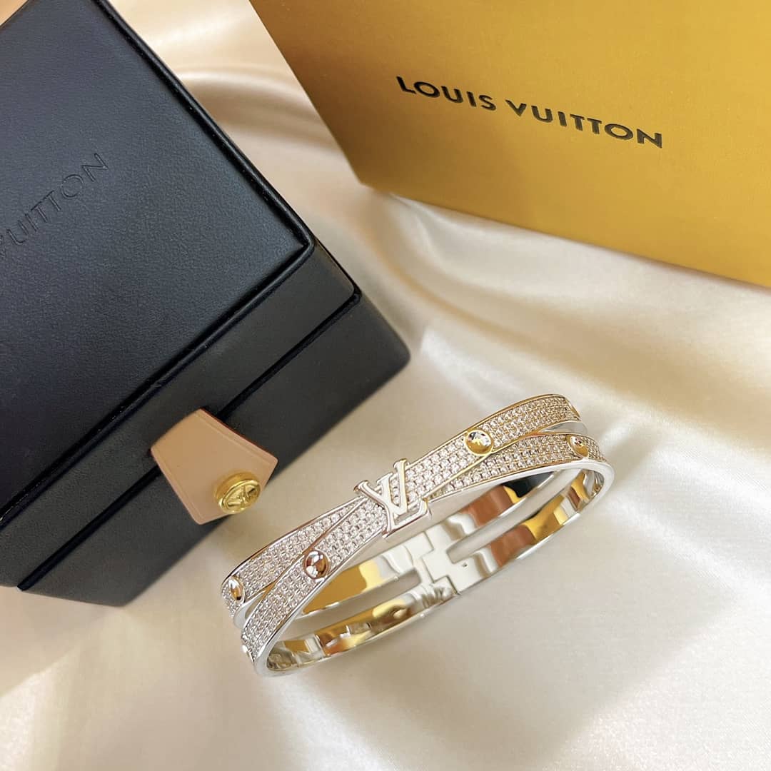 Luxury Louis Vuitton Classic AAA+ Bracelet