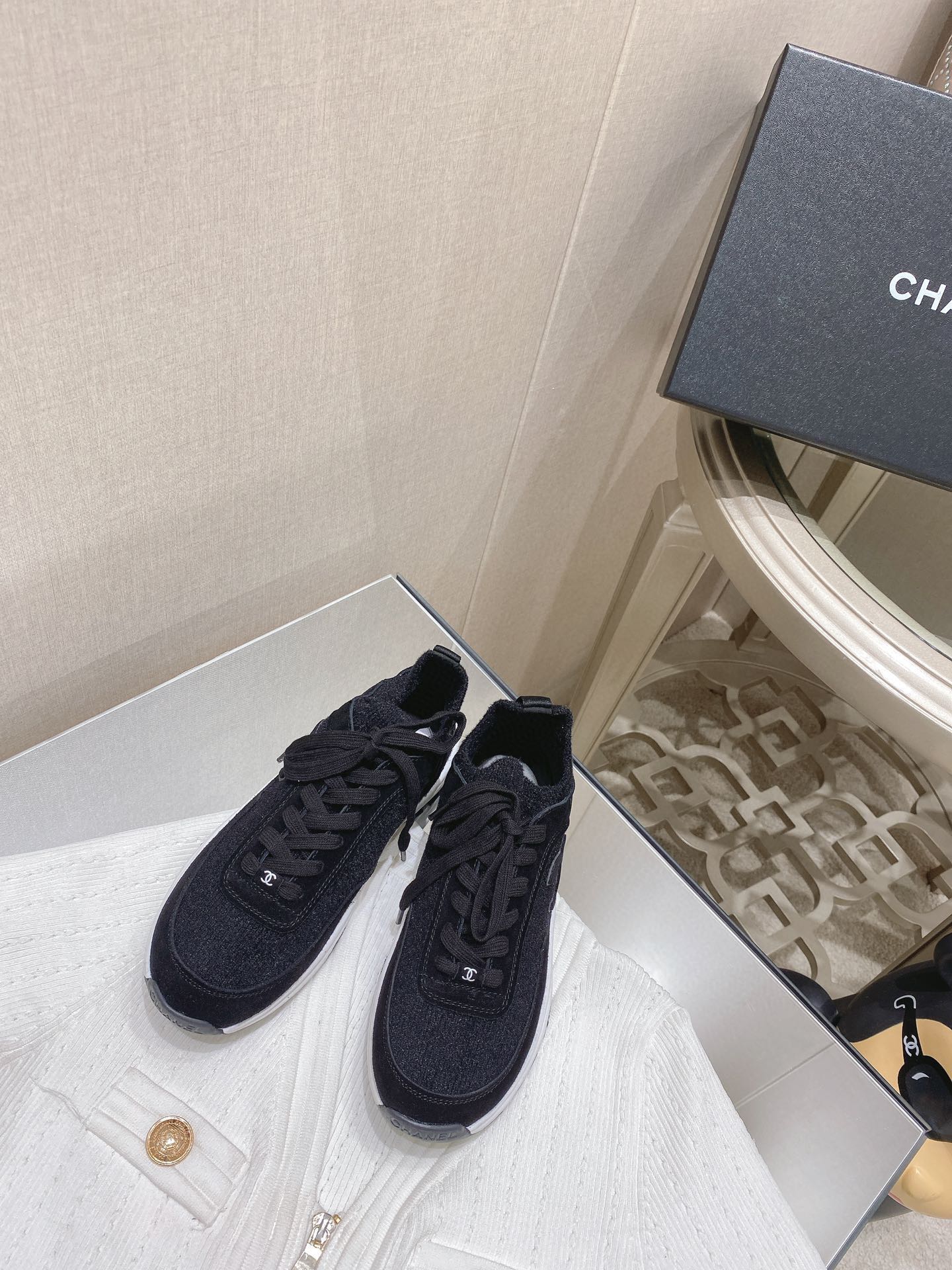 Chanel Shoes665