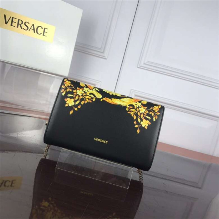 Versace AAA Quality Messenger Bags #664746