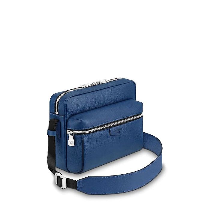 Louis Vuitton Outdoor Messenger PM M33437