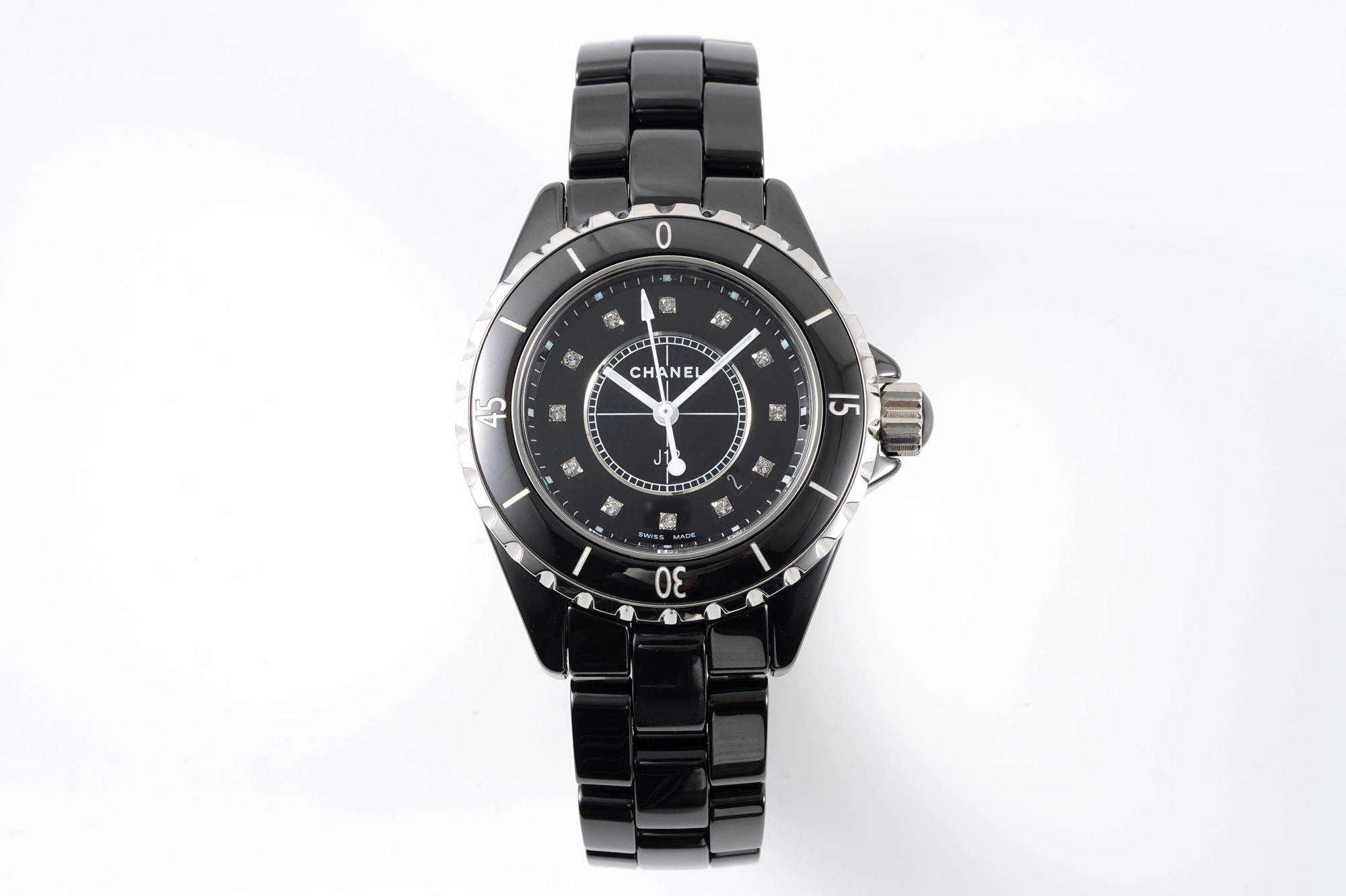 Chanel J12 series H5701 watch