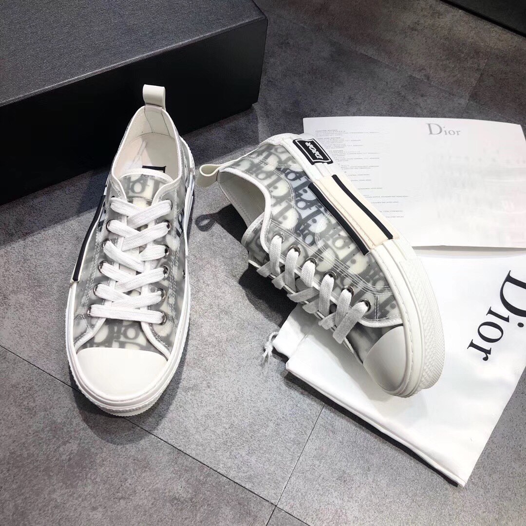 Dior shoes338