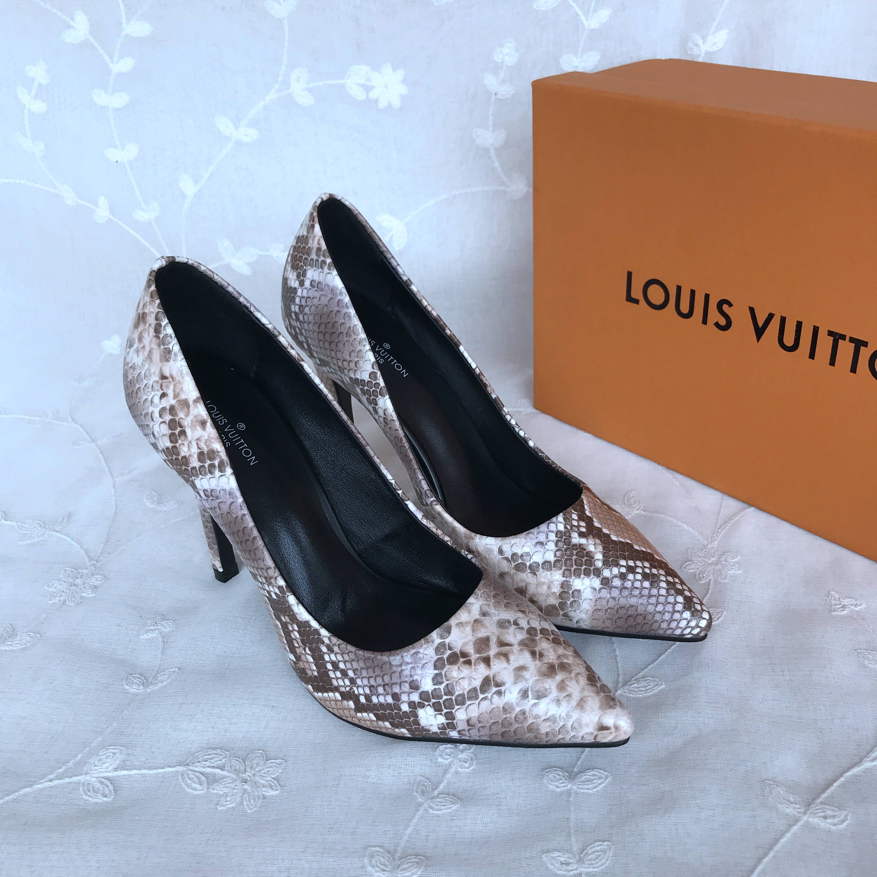LV High heels 833011