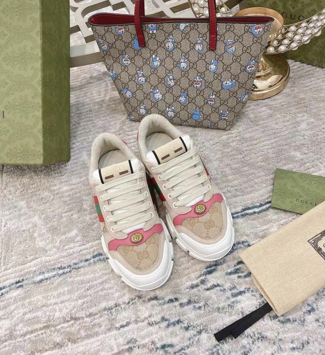 Gucci shoe165