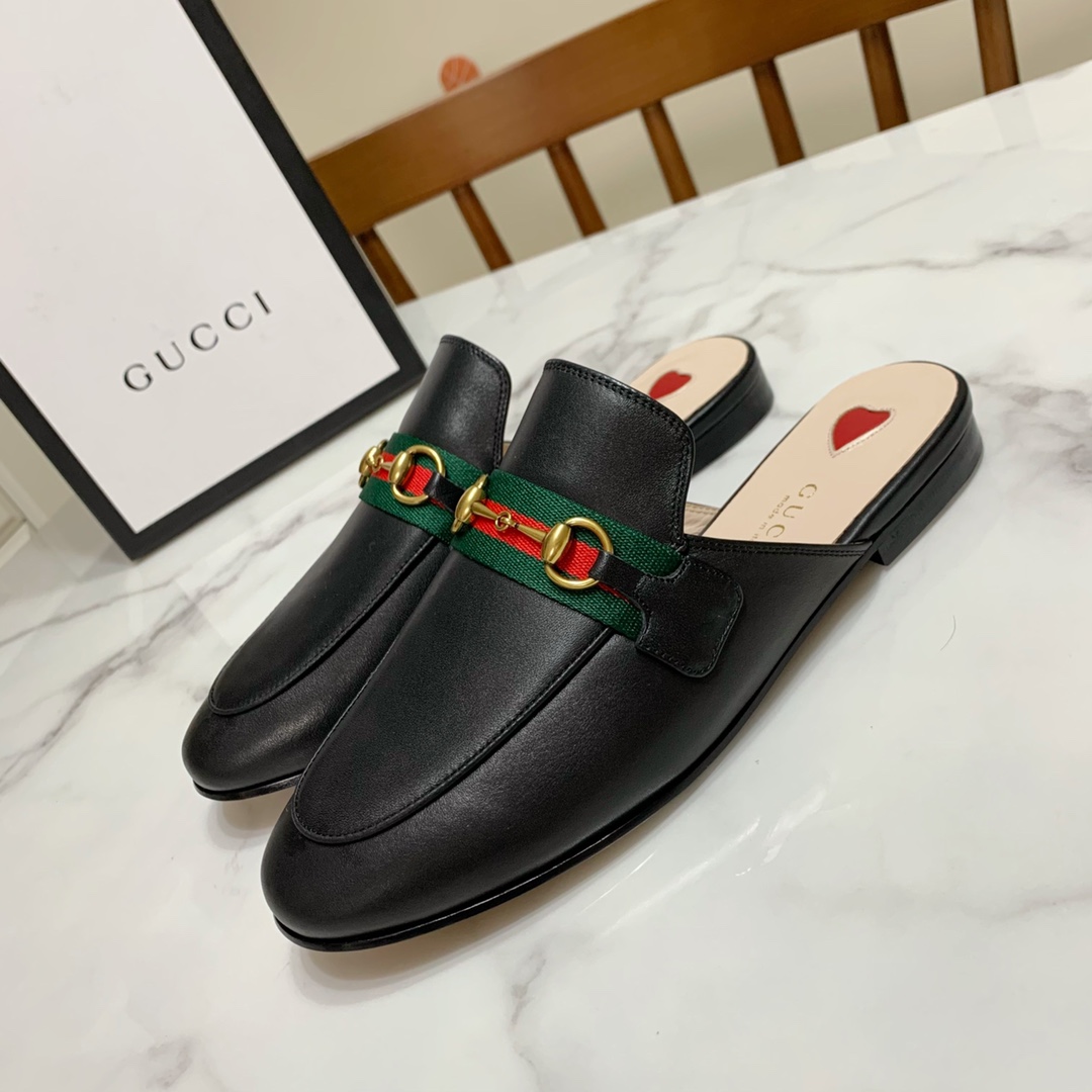 Gucci shoe349