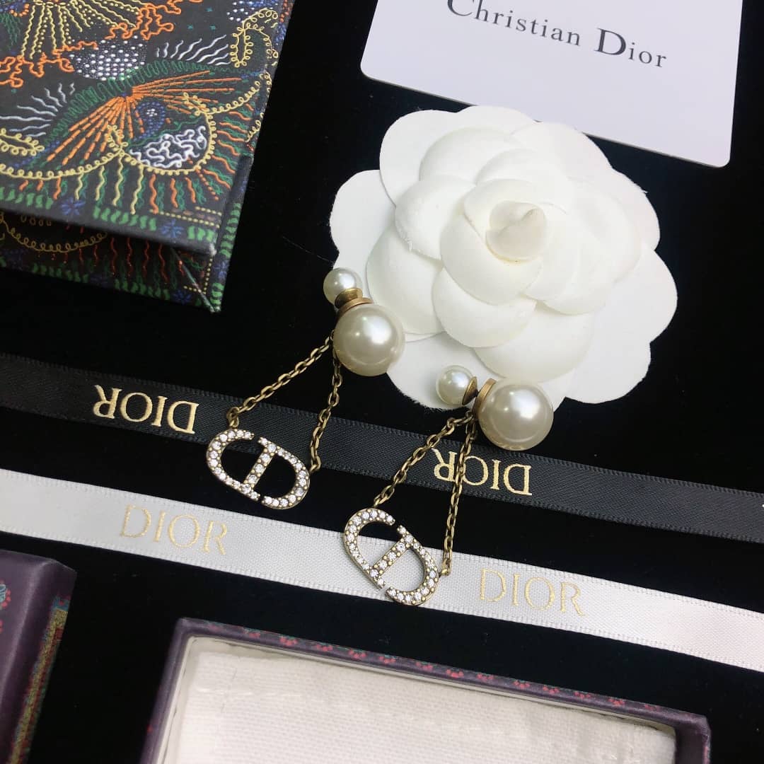 7 Star Dior Earrings
