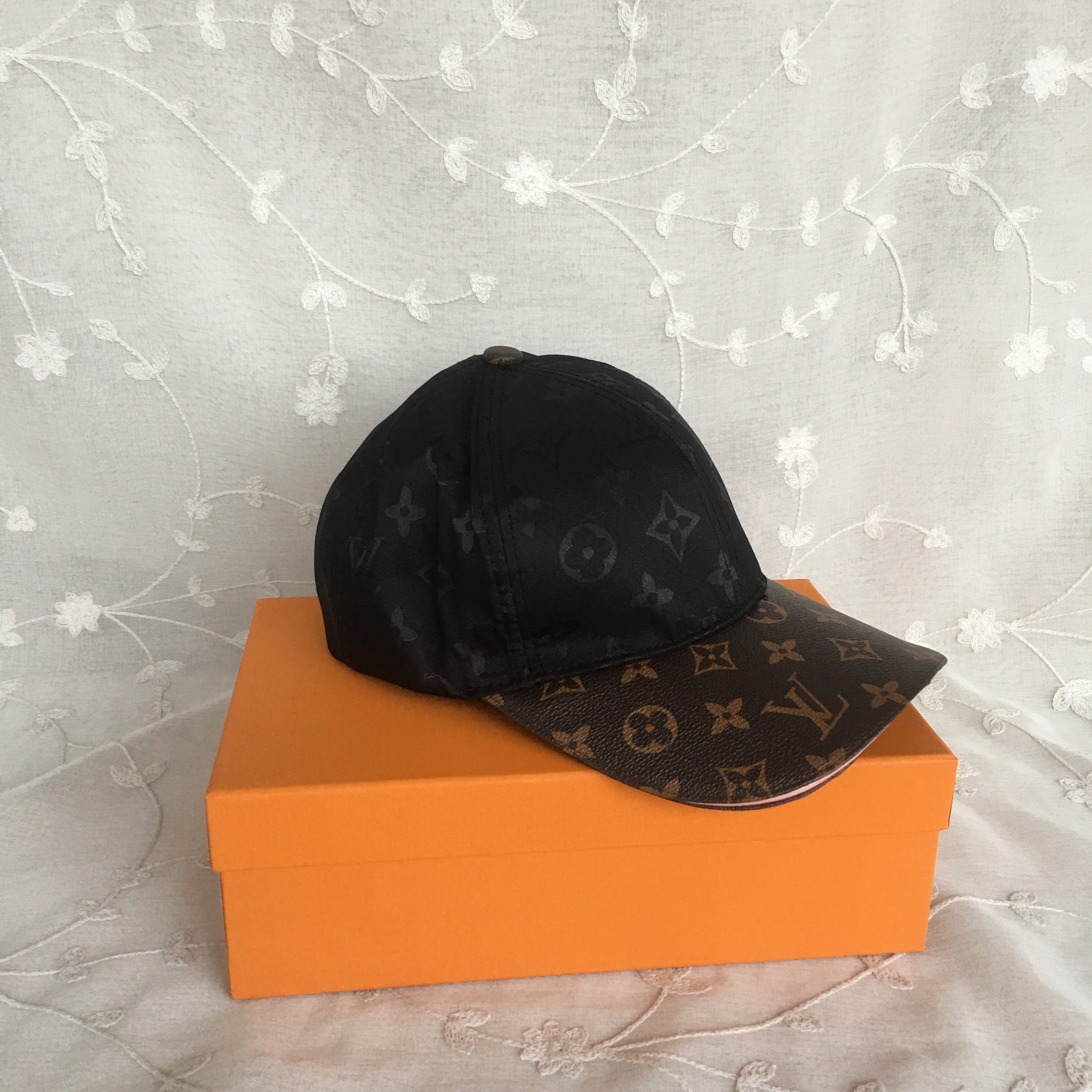 LV Cap