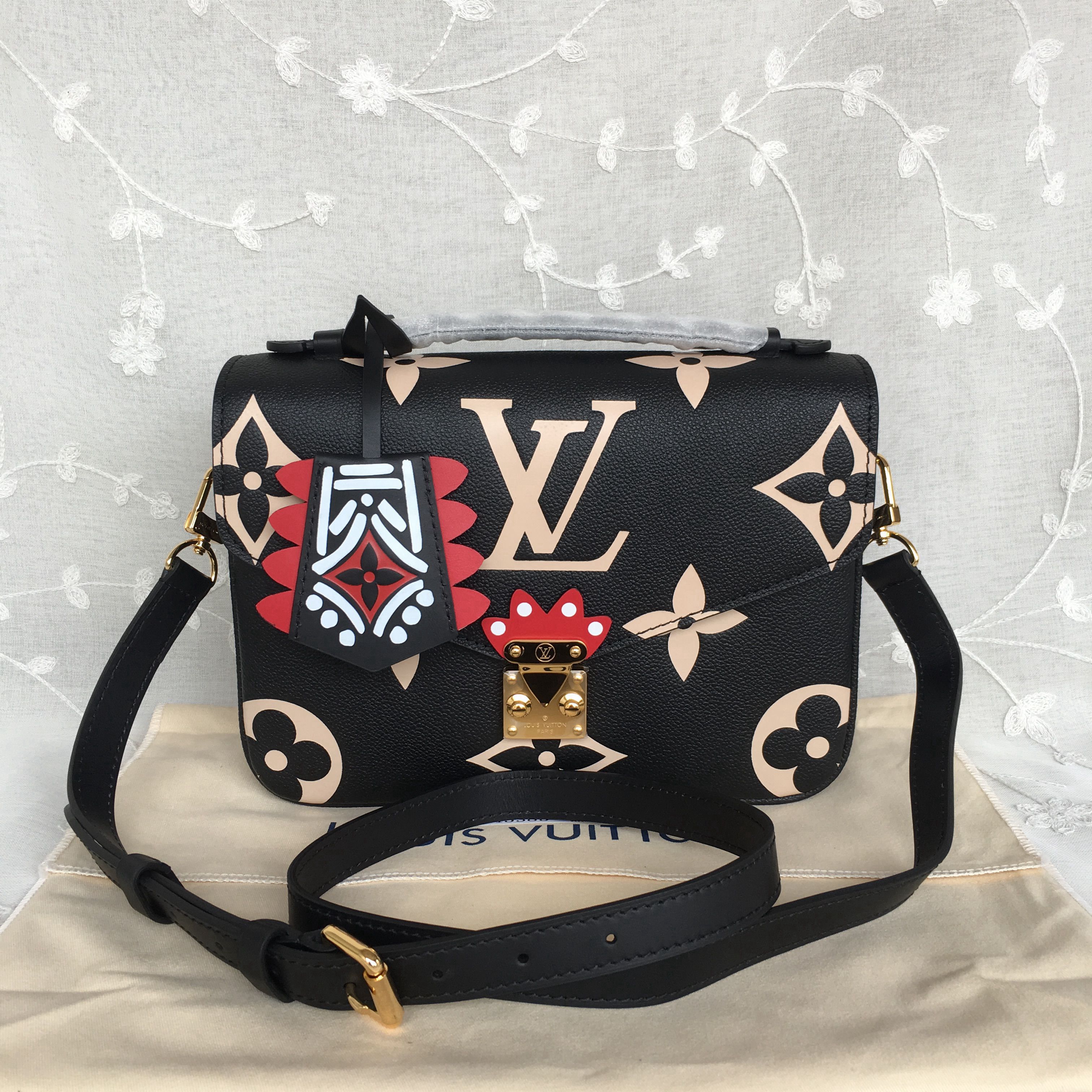 LV CRAFTY POCHETTE METIS M45385