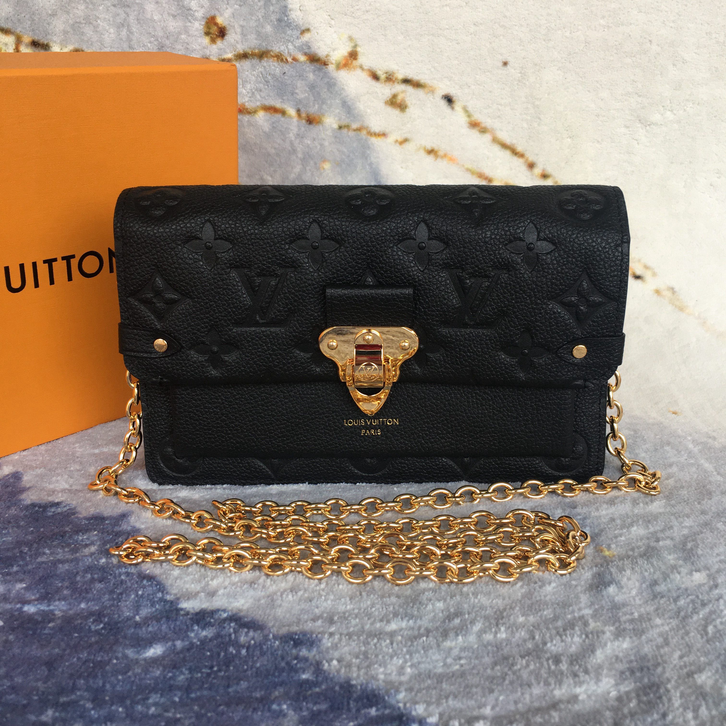 LV VAVIN CHAIN WALLET M67839