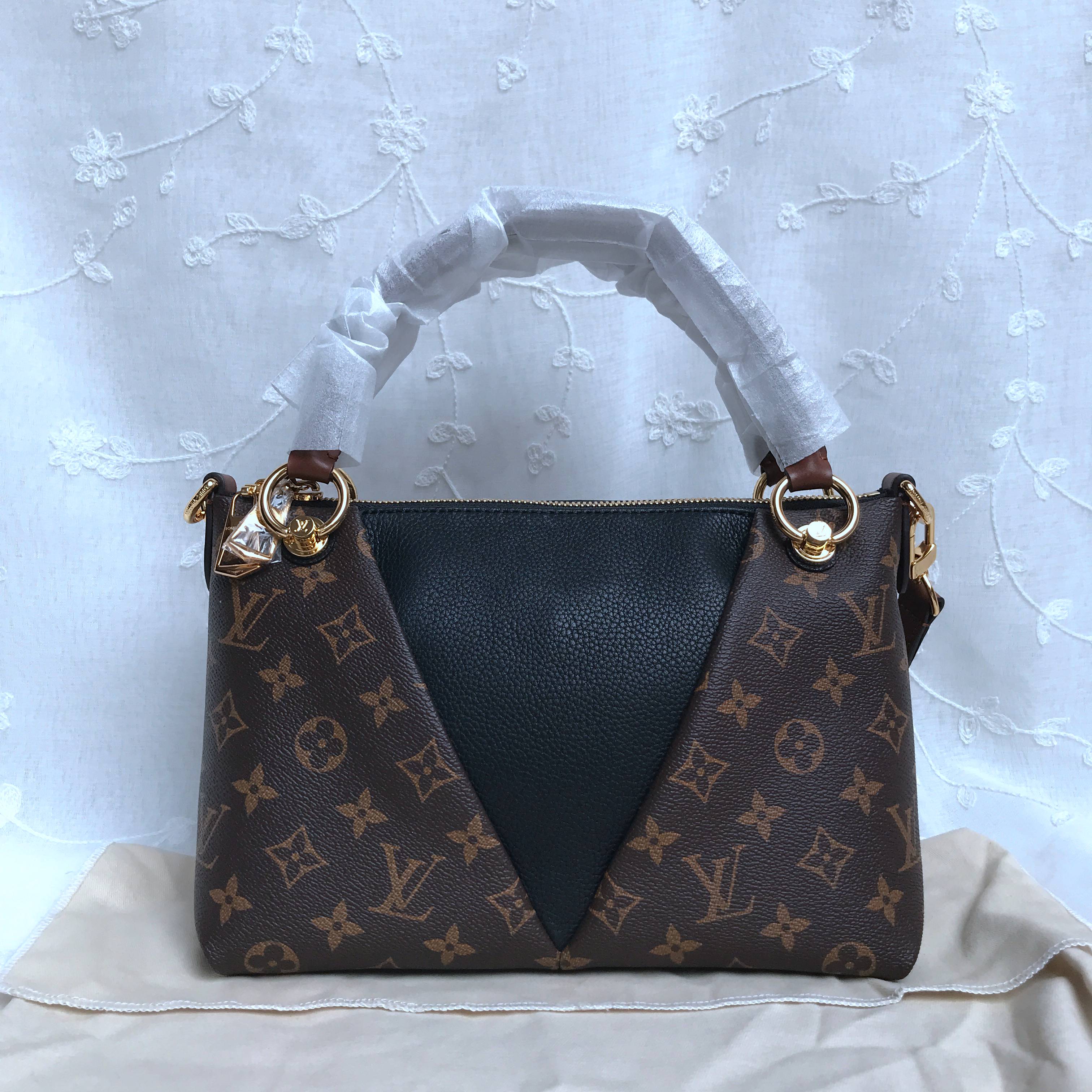 LV V TOTE MM VM43951