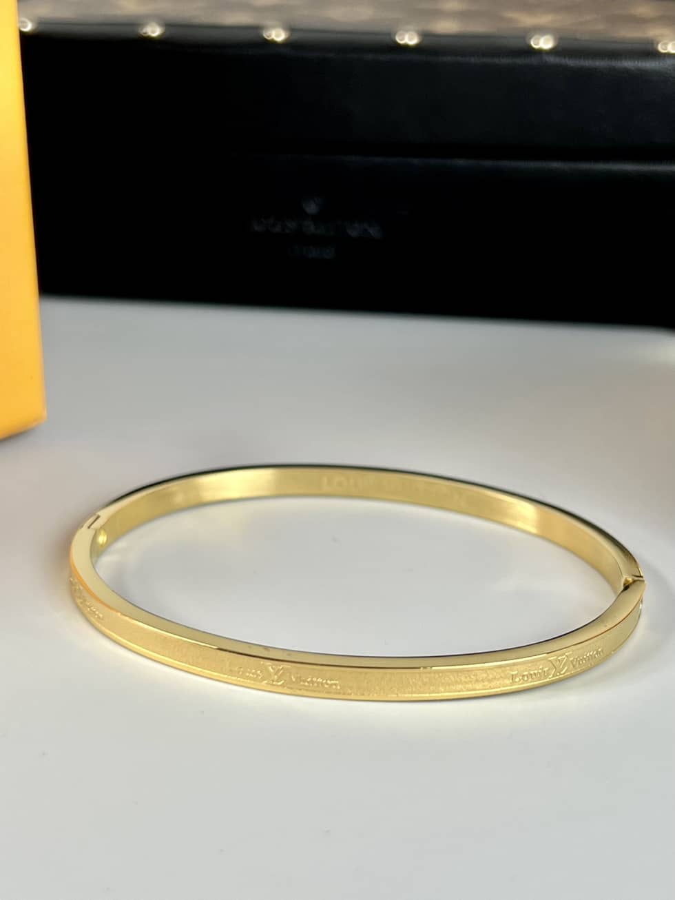 1:1 Louis Vuitton Bracelet Online