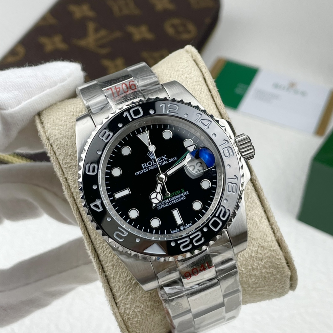 Rolex GMT-Master II 40mm Stainless Steel Black Dial Oyster Bracelet 116710LN