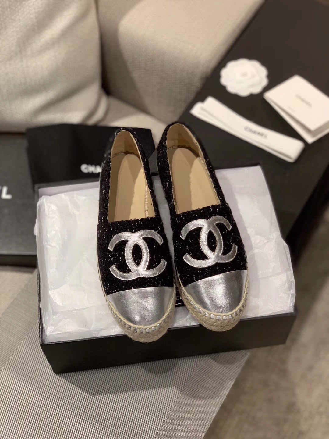 Chanel Shoes424