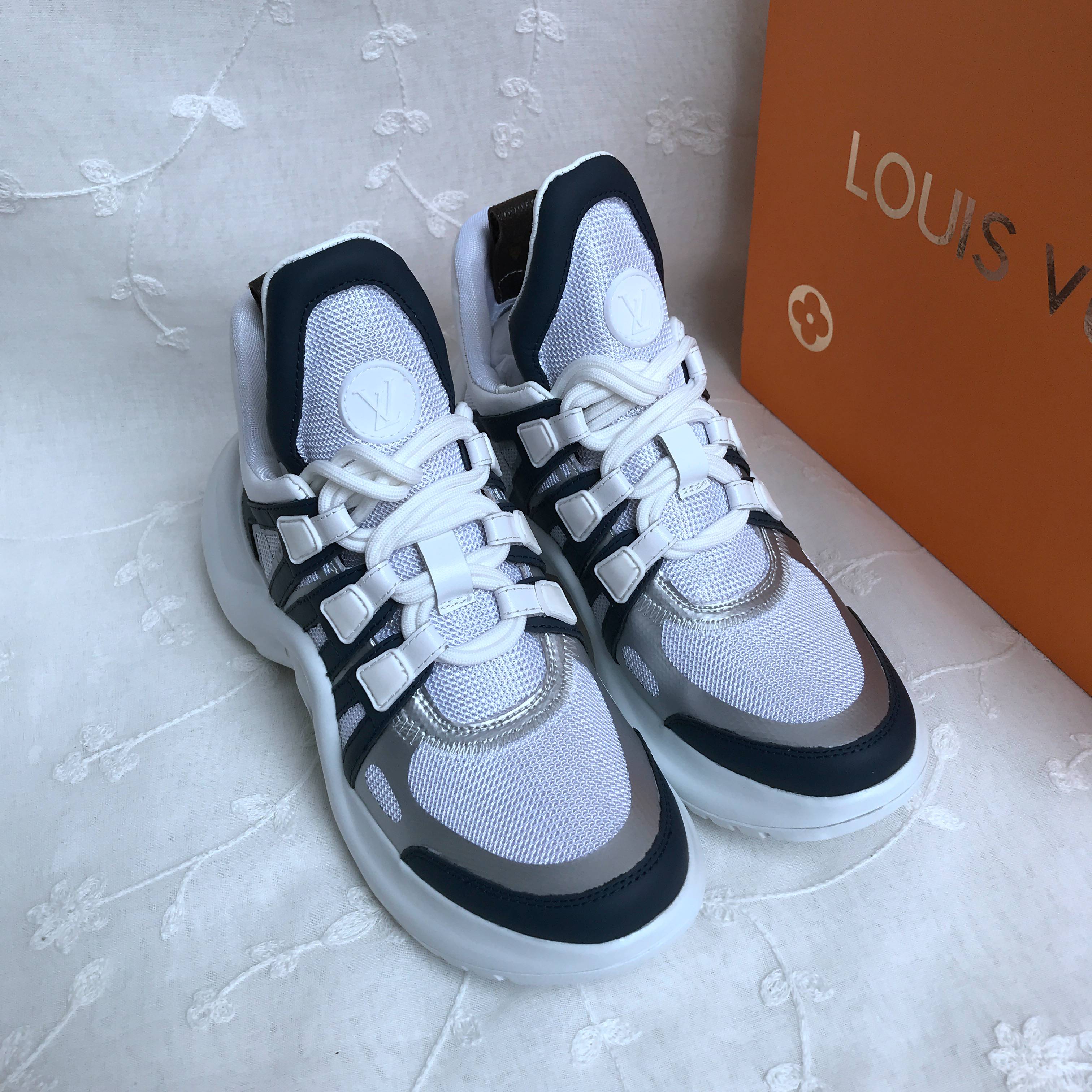 LV Sports Shoes 429799