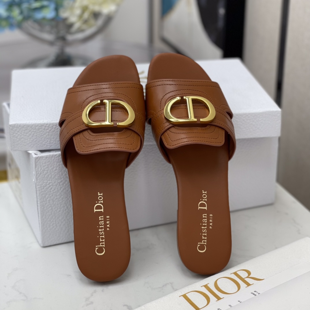 Dior shoes155