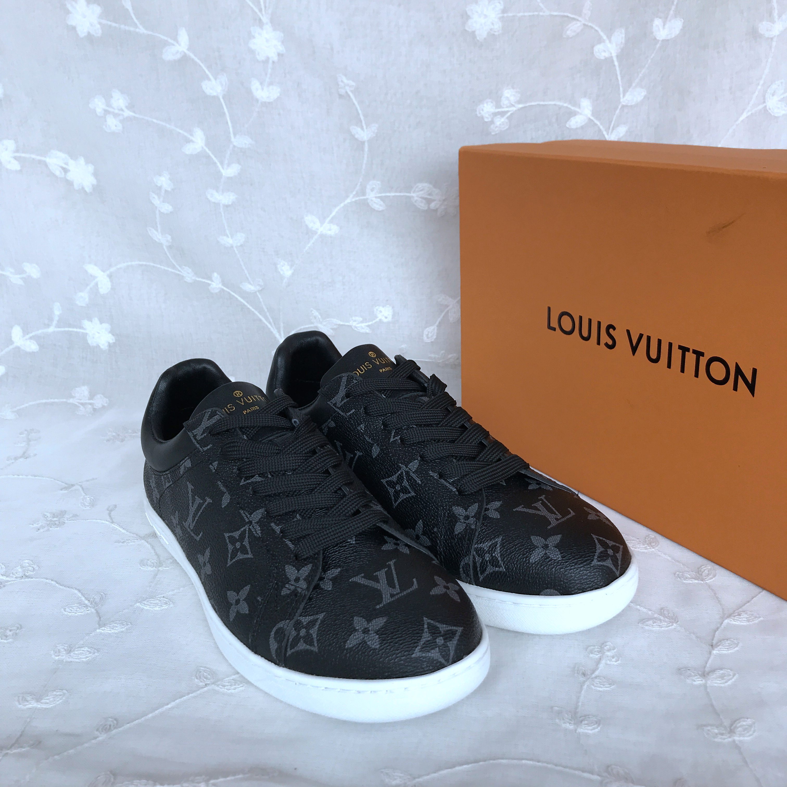 LV Casual Shoes 847693