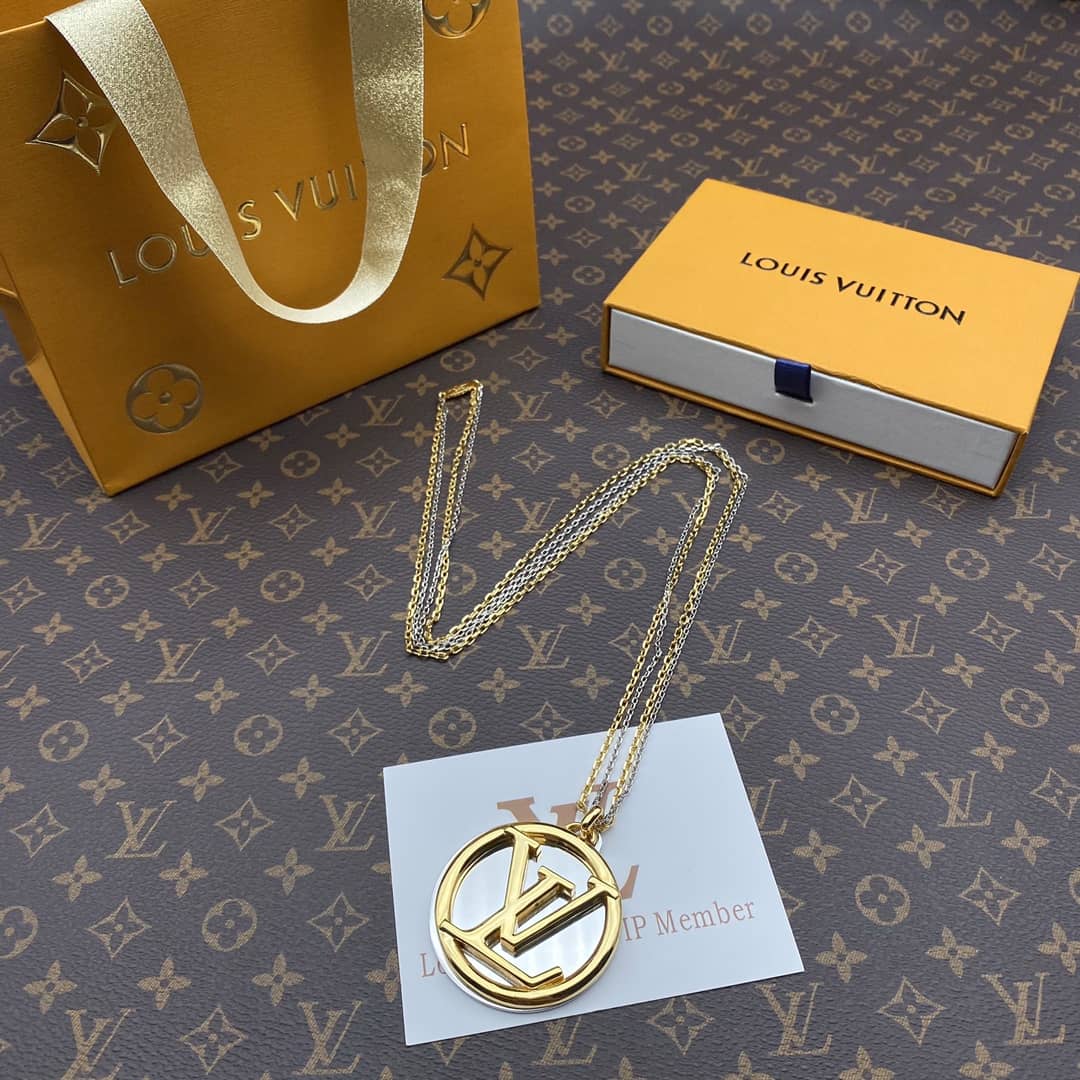 Cheap Louis Vuitton Necklace