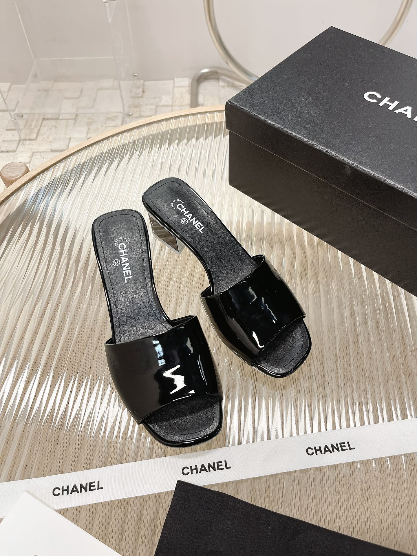 Chanel Shoes184