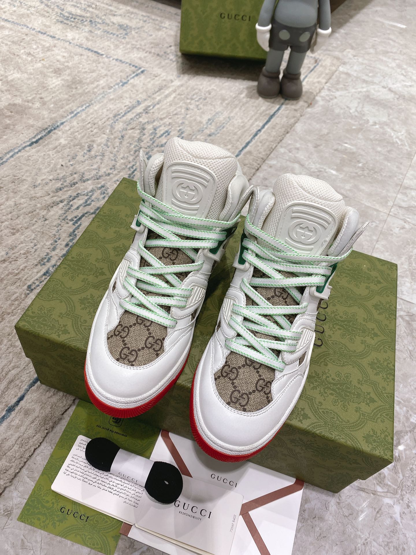 Gucci shoe149