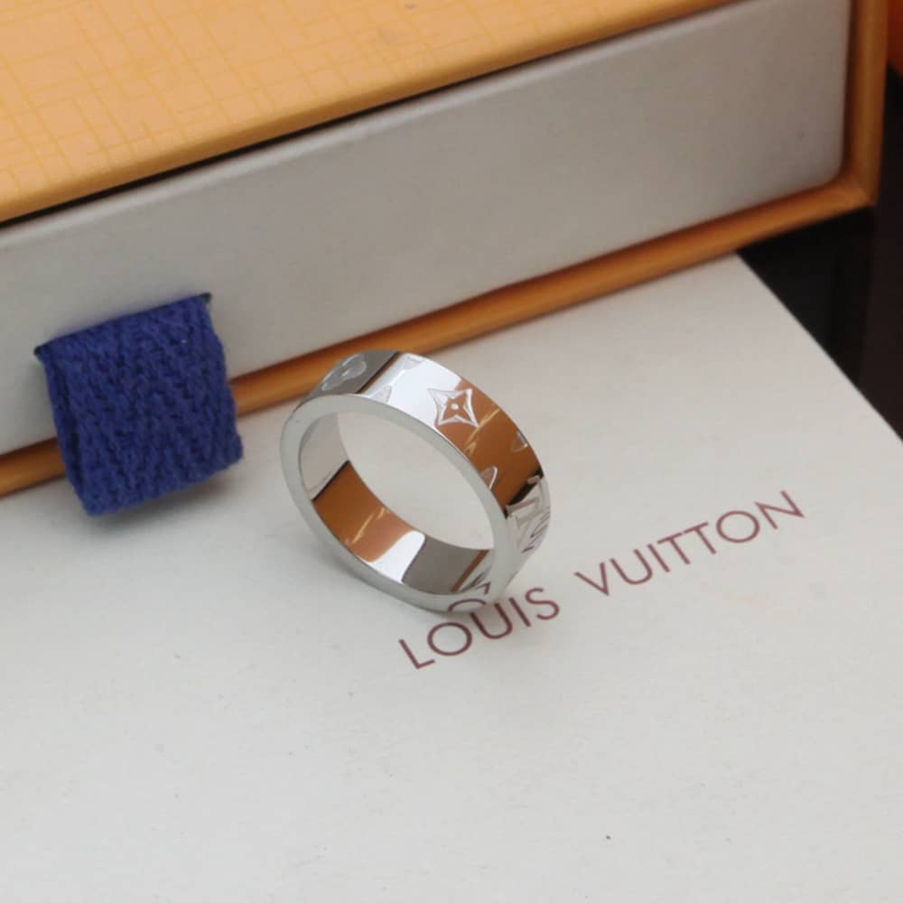Luxury Louis Vuitton Classic AAA+ Ring