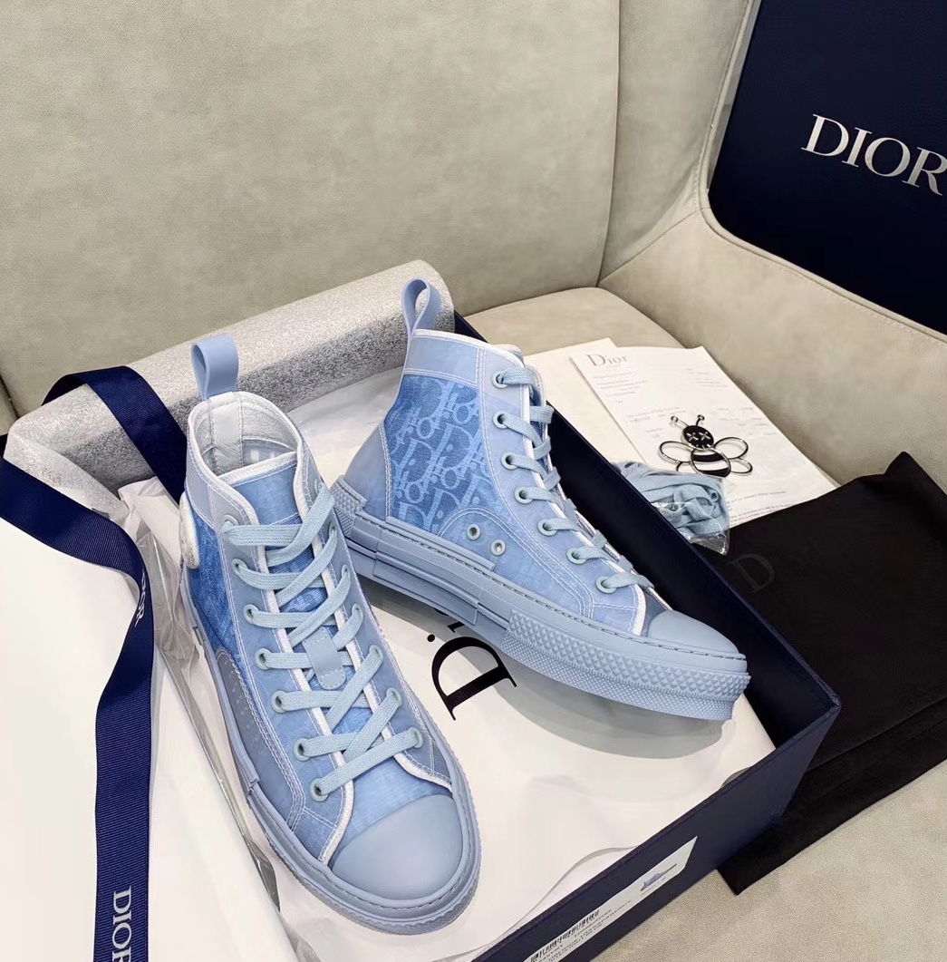 Dior shoes426