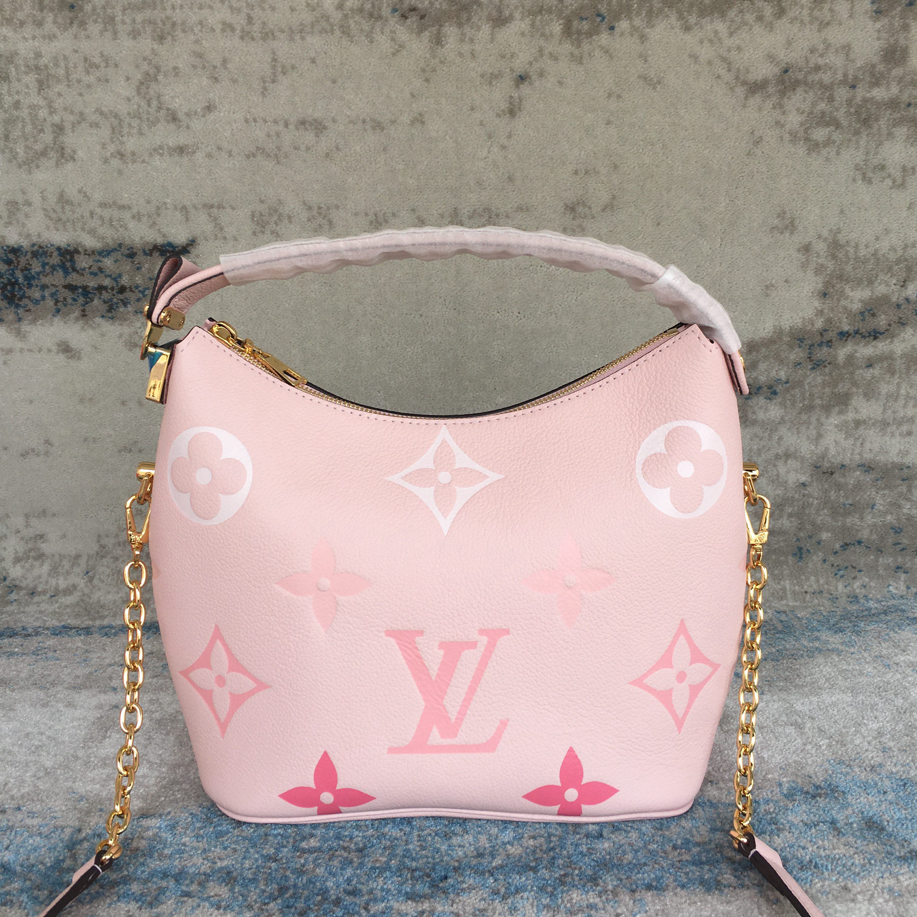 LV MARSHMALLOW M45697