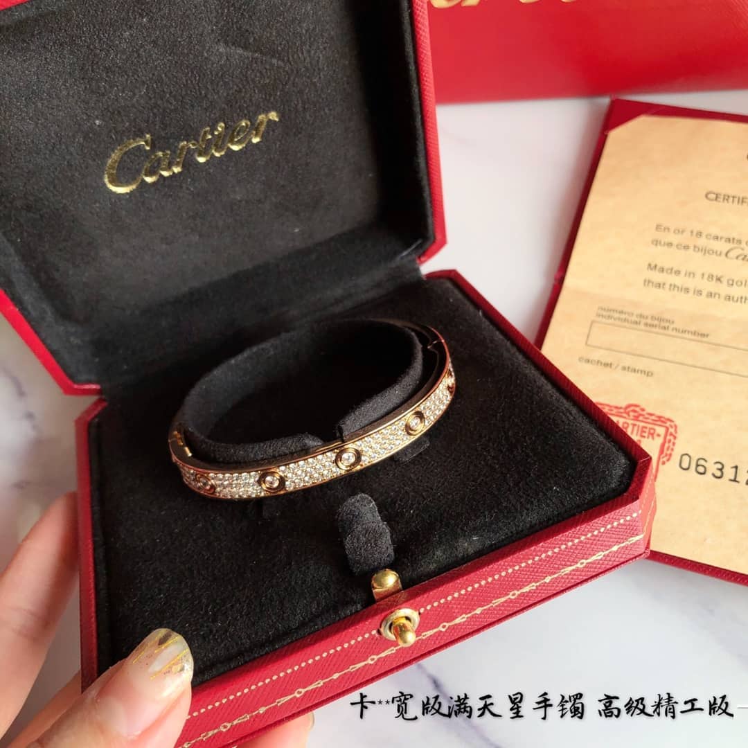 Cartier Replica Designer Bracelet Cheap