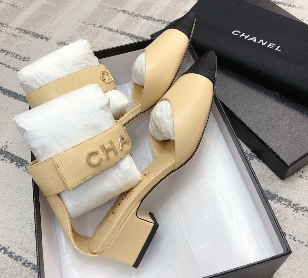 Chanel Shoes284