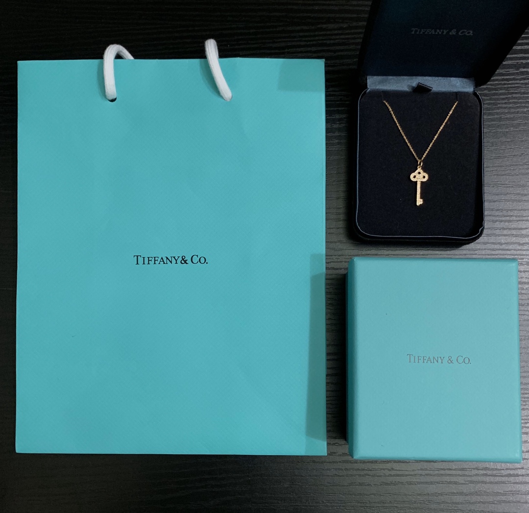 Tiffany Iris Small Key Necklace