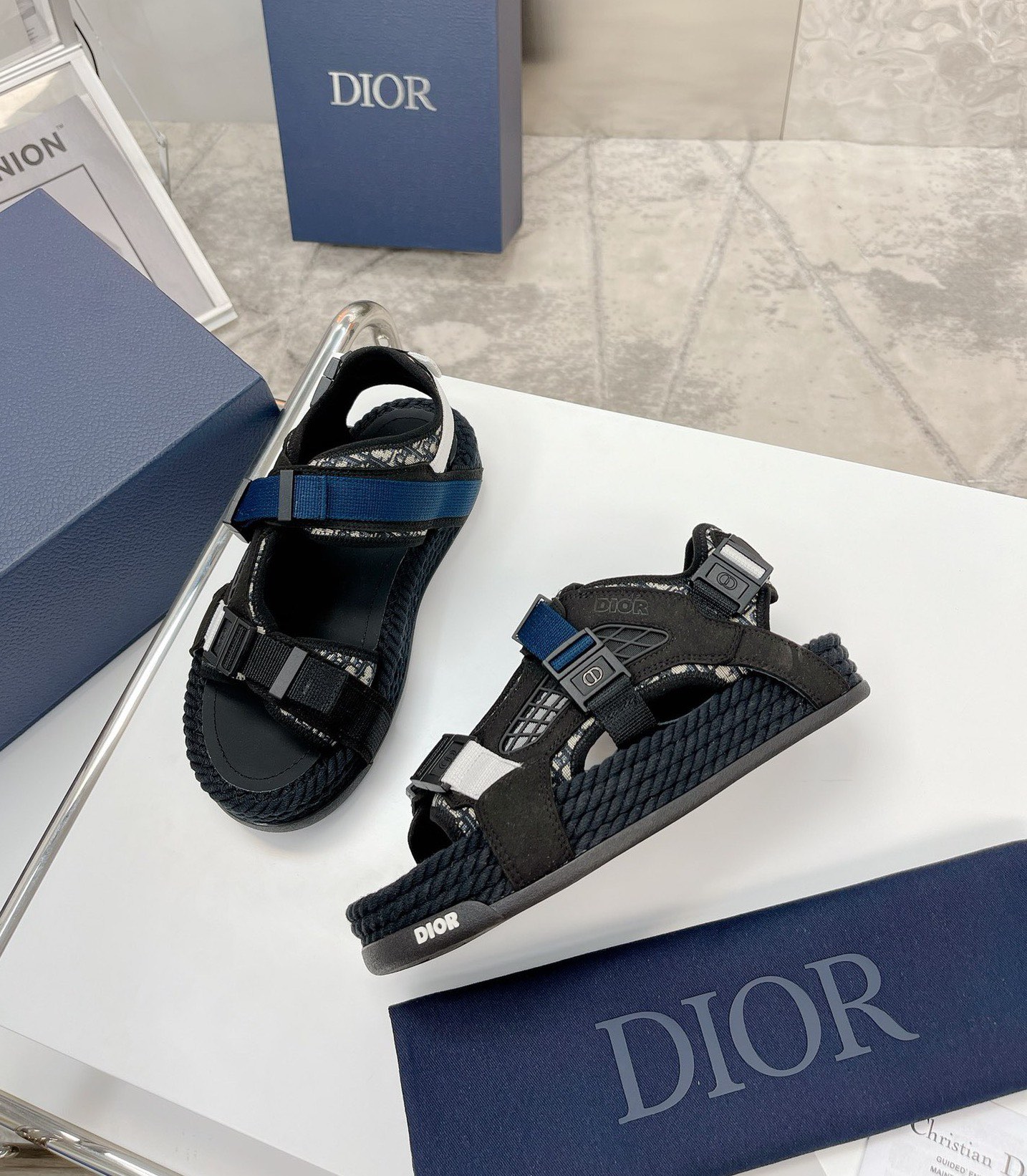 Dior shoes101